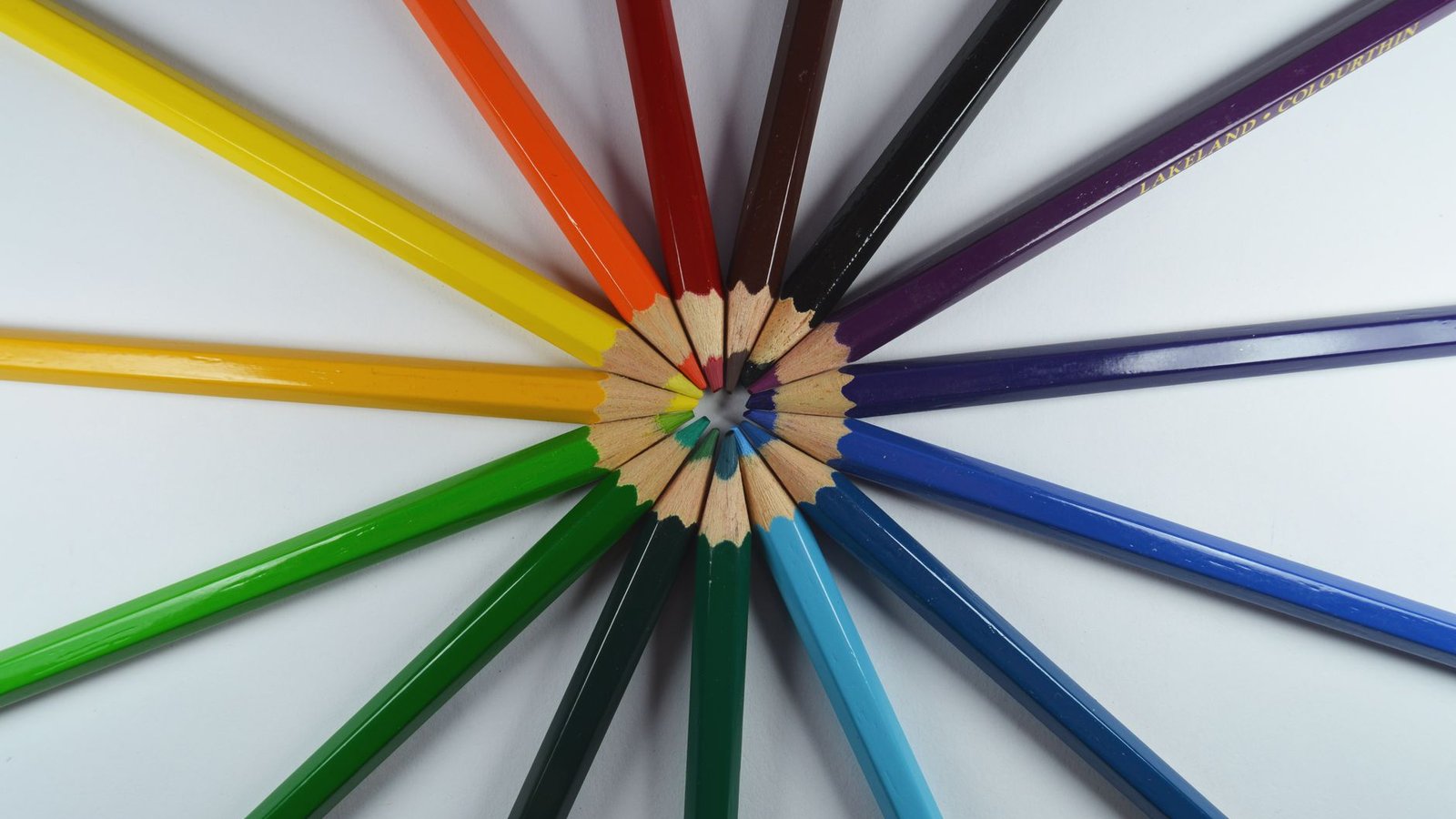 Real photo: color wheel photography, illustrating this section